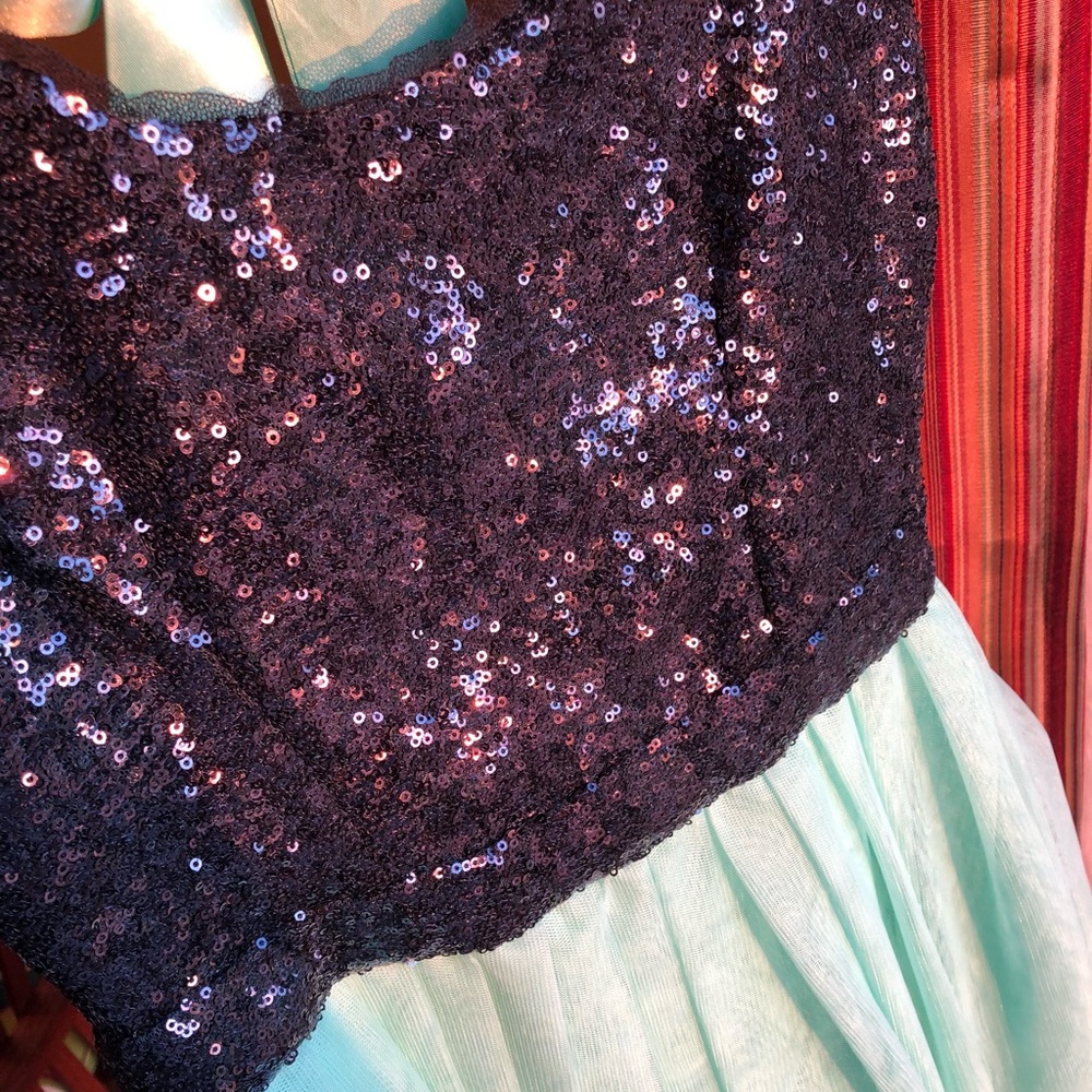 Homecoming dress - Picture 6 of 7